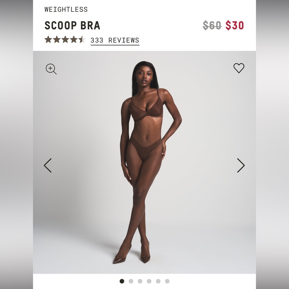 Skims Weightless Scoop Bra
